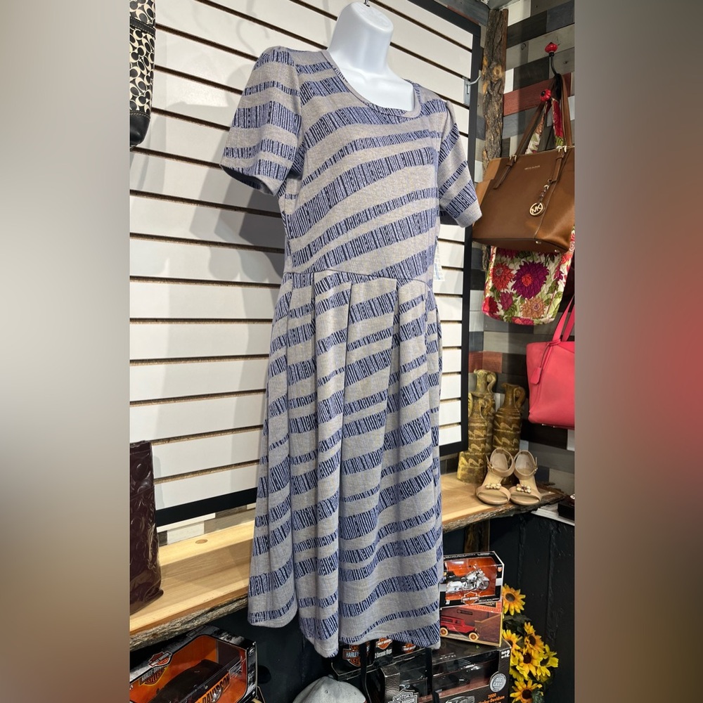 LuLaRoe Amelia dress size XL - Picture 4 of 12